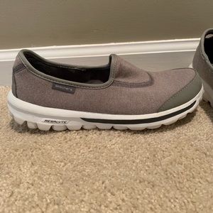 Skechers Go Walk shoes in medium gray color